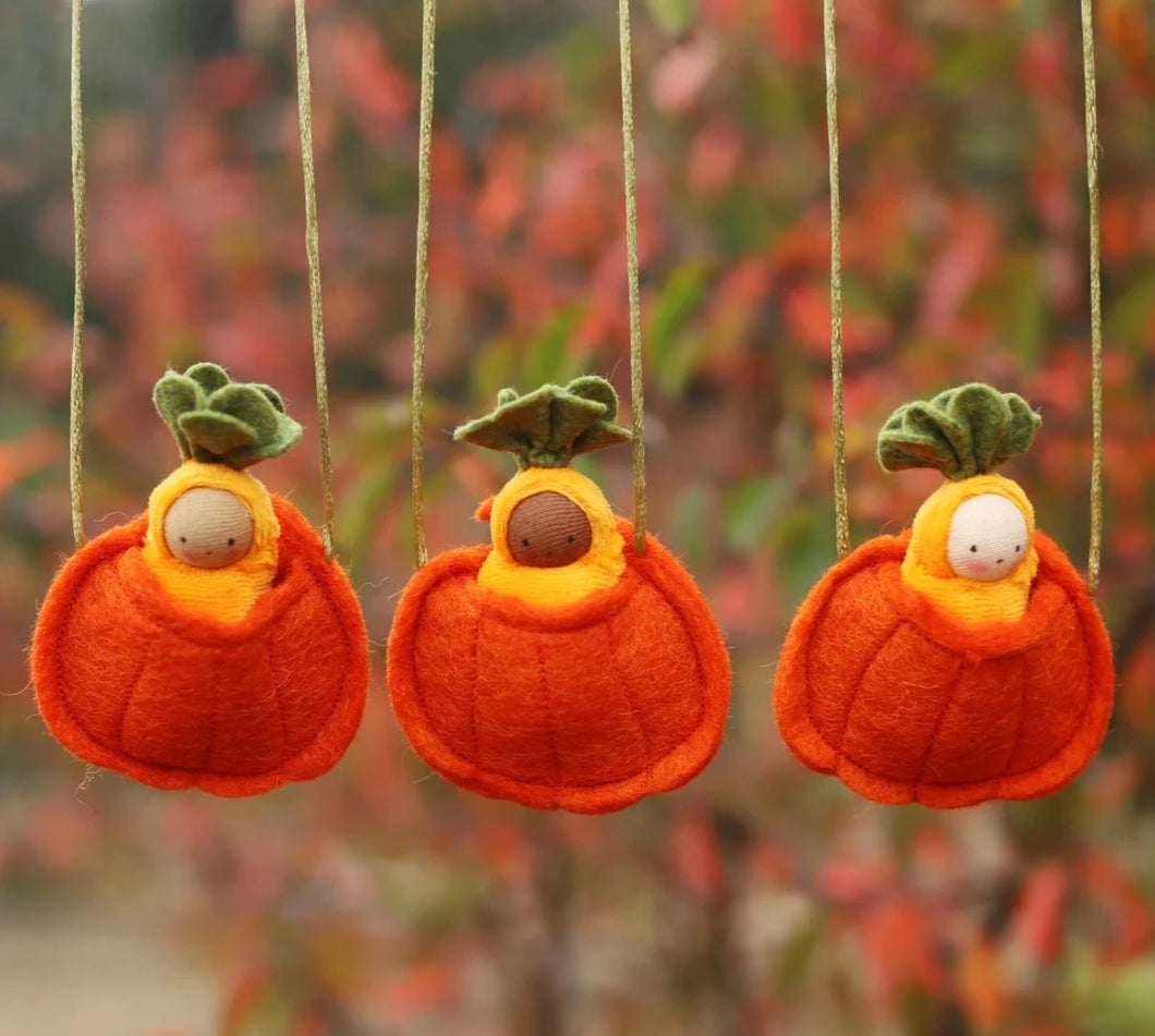 Pumpkin Seedling Necklace
